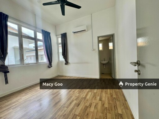 [GOLF COURSE VIEW] Double Storey Semi D Tiara Golf Club Ayer Keroh