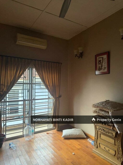 SEMI-D KLUSTER 2 TINGKAT UNTUK DIJUAL DI TAMAN MAHKOTA PUTRA, INDERA MAHKOTA 8, KUANTAN, PAHANG.