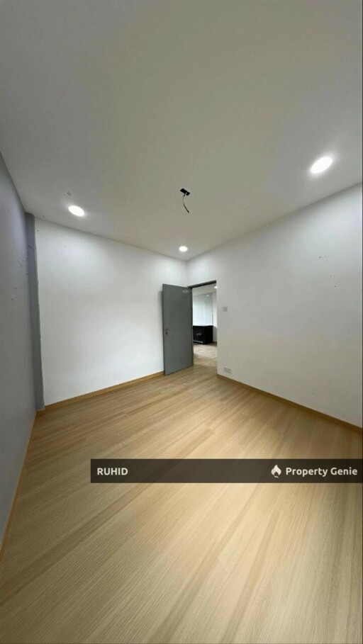 Taman Pulai Utama, Skudai - FULLY RENOVATED LOW COST FLAT