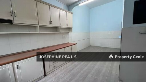 Jalan BS 5, Taman Bukit Serdang, Seri Kembangan, Selangor
