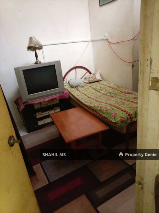 sp0145 || MUAR JOHOR || TAMAN SERI TEMENGGONG || RUMAH TERES DUA TINGKAT || FREEHOLD || BUMI LOT || RM220,000 ||