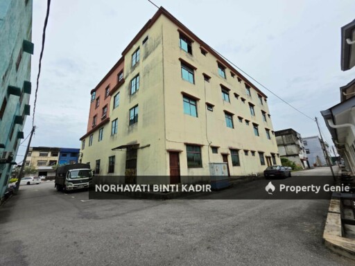 4 LOT SHOPLOT 3 1/2 TINGKAT DI JALAN WONG AH JANG, KUANTAN