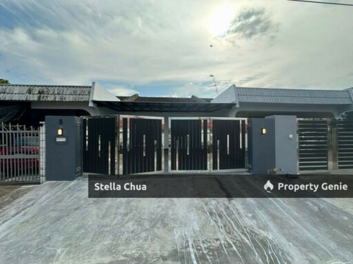 🏡Single Storey Terrace House for Sale 📍Jalan Teratai Xx ,Taman Johor Jaya