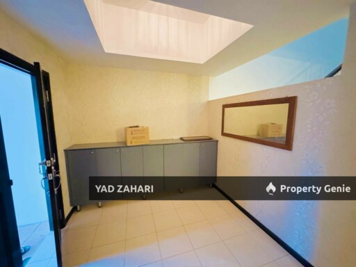 Jalan Jeriji, Bukit Jelutong | 2-Storey Terrace 4 Bedrooms | RM790K - Fully Reno and Extend with Good Neighbourhood
