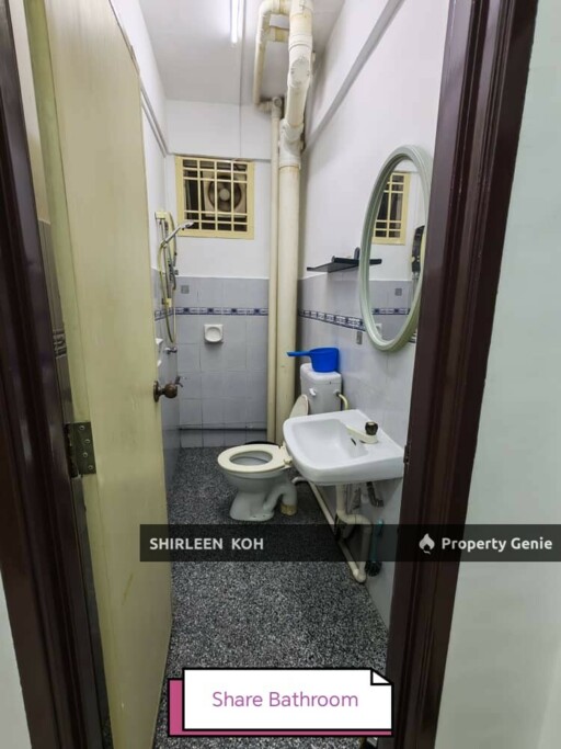 Female Room for Rent at Villa Bestari Near Skudai