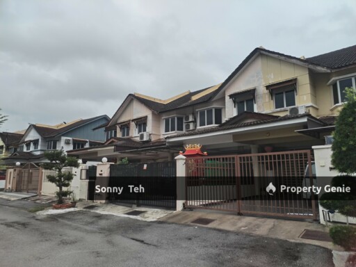 Taman Seri Putra near KTM Kuang