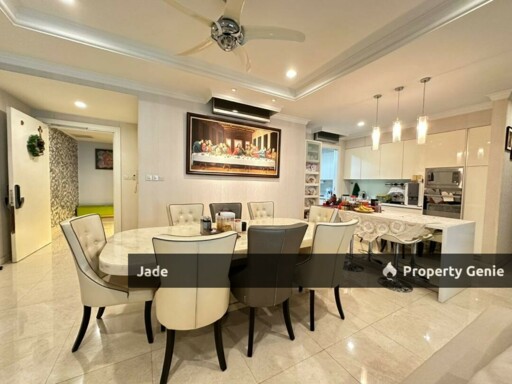Pool View Seni Mont Kiara Freehold Condo with Private Lift
