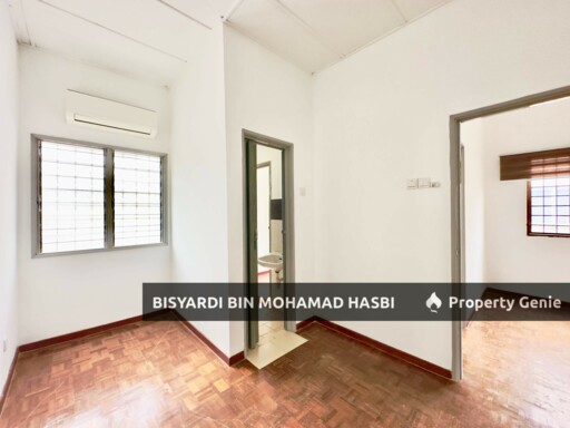 RENOVATED EXTENDED KITCHEN END LOT DOUBLE STOREY SAUJANA UTAMA 1, SUNGAI BULOH.