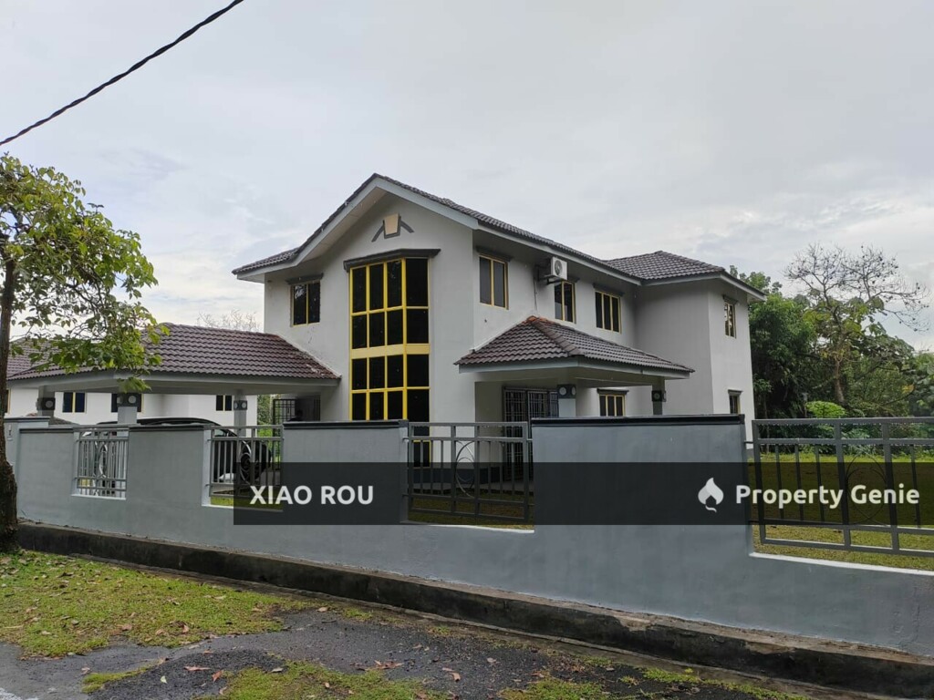 Taman Suria, Bukit Katil Corner Double Storey bungalow