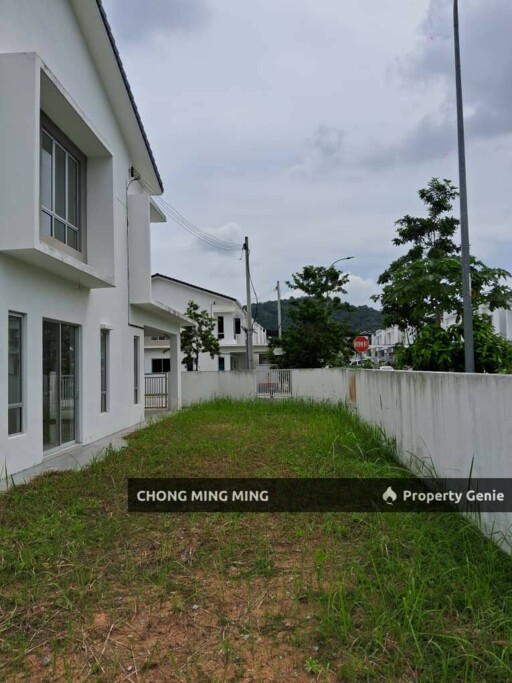 2 Storey Terrace House Corner Lot @ Taman Tiara Sendayan for Rent
