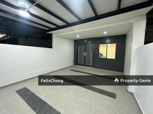 Taman Ria 2 Sty Low Cost,Jalan Rotan Sega,Plentong,Masai,Renovated