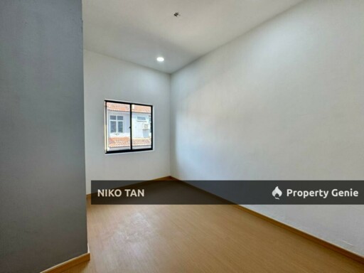 Jalan Plentong 2Storey Fully Renovated 4/2 Permas Jaya For Sale