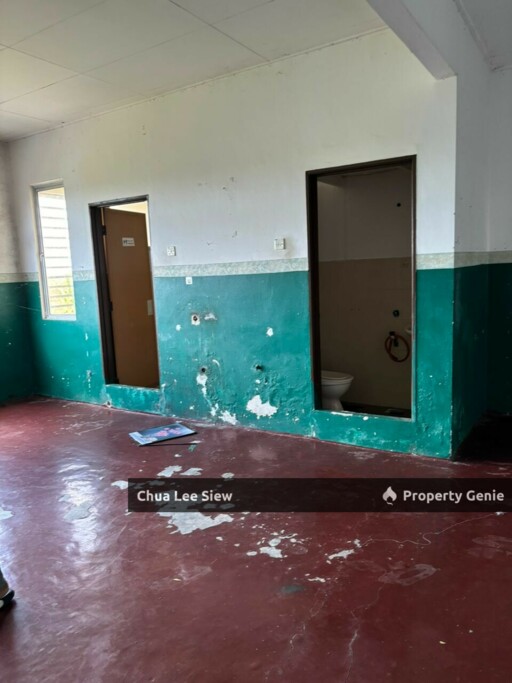 For Rent | Untuk Sewa | 出租 ~ Jalan Rusa, Taman Scientex Shoplot, Pasir Gudang