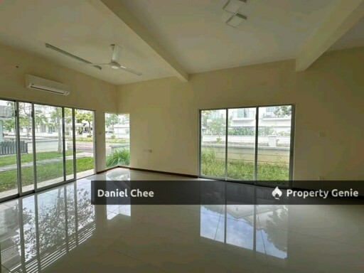 Sunway Montbleu Ground Floor Unit Partially Furnished FOR RENT