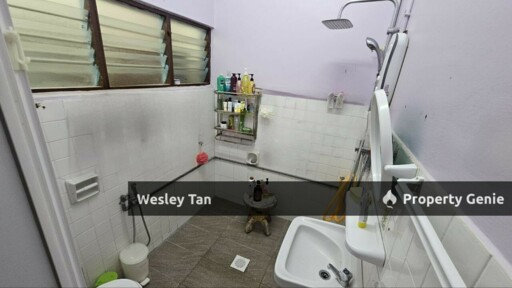 Ayer Keroh Fully Extended 5 Rooms Semi D Corner 54x80 Non Bumi 3-phase