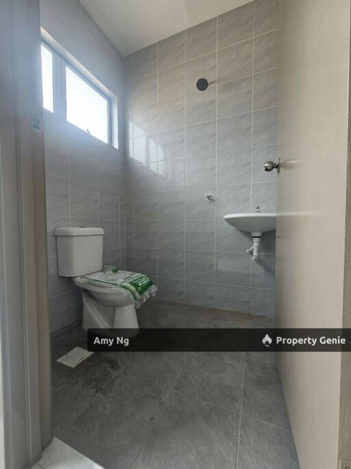 Rm238 FreeHold New Single Storey For Sale