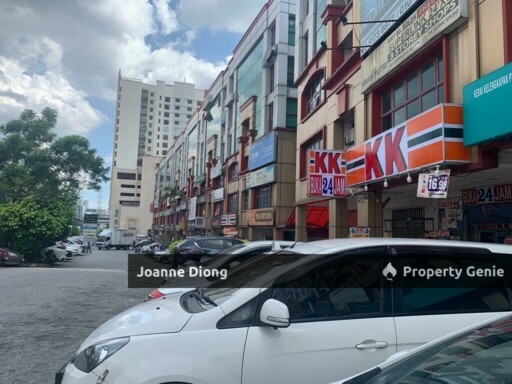 Pelangi Square Office
