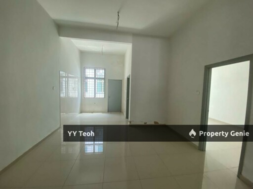 CORNER Cheng Perdana Double Storey Terrace