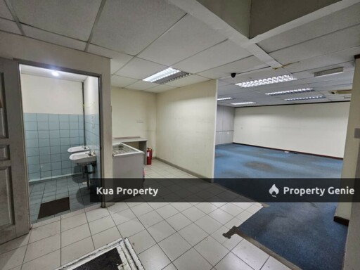 Ground Floor Big Size Office/ Shoplot For Rent Located at Pending, Near Icom Square