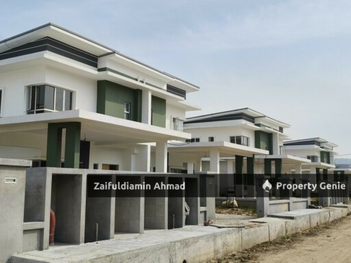 SemiD Taman Salak Mulia Spacious near KLIA
