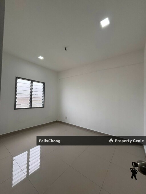 Taman Impian Emas Flat,Fully Renovated,Level 5,Skudai,Johor Bahru,Bumi Lot