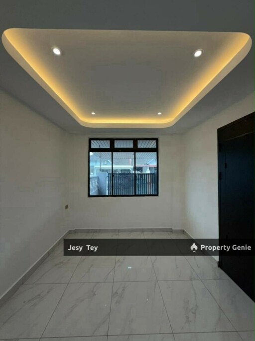 Taman Universiti Single Storey Terrace House For Sales