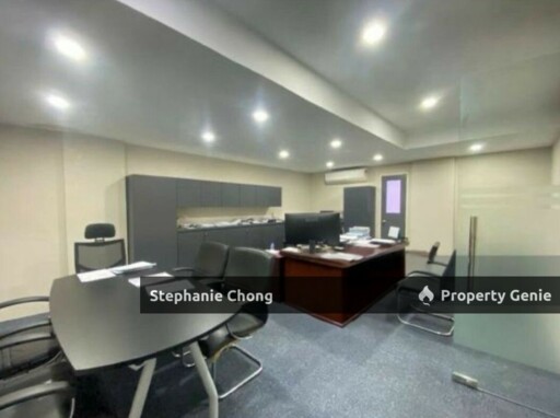 🚀 Corner 6-Storey Shop Office w/ Lift @ Parklane Kelana Jaya