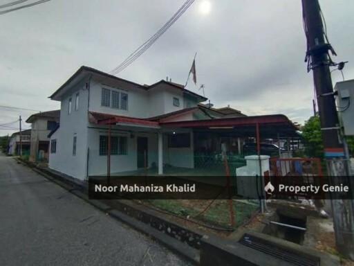 End Lot Double Storey, Banting Baru, Banting