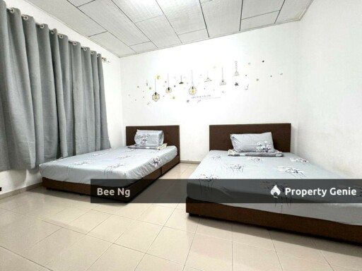 Taman Bukit Kempas/Double Storey Terrace Extra Large/Cheapest
