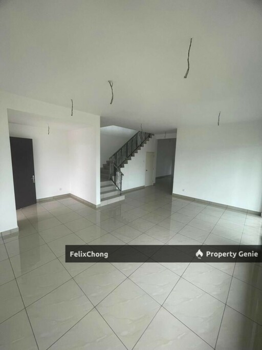 Taman Austin Duta 2 Sty Cluster Corner Lot,Johor Bahru,Unblock Lake View