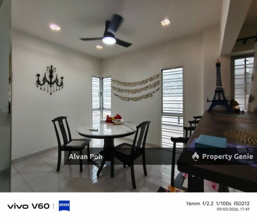 Freehold Double Storey Endlot With Fully Furnished