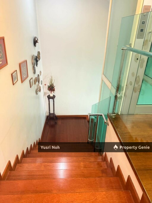 End Lot 3 Storey Semi-D, Laman Damaisari, Bukit Segambut