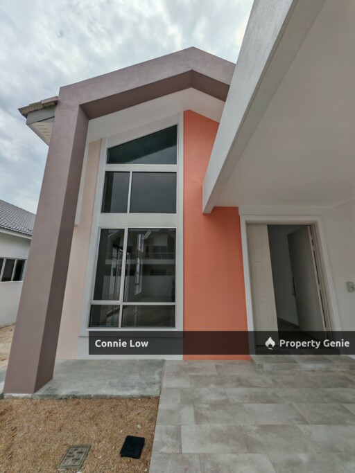 Guarded with Park New 1.5 Storey SemiD for Sale Klebang, Meru, Tasek