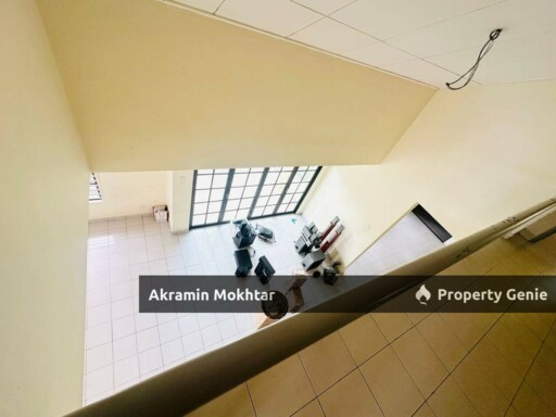 Freehold, Facing Open & Partially Furnished | 1.5 Storey Semi D Taman Desa Utama, Sg Merab, Kajang ✅
