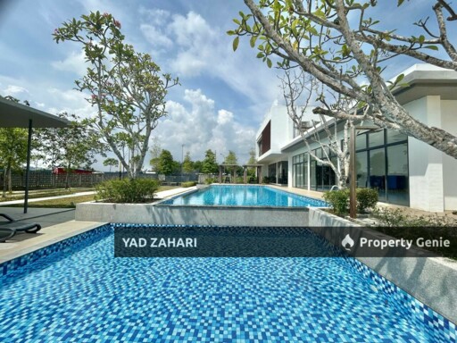 Platinum Residence, Dengkil | Townhouse 4 Bedrooms | RM470K - Bigger Size, Brand New and Lowest Price
