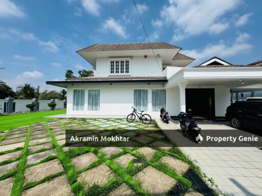 CORNER LOT Bungalow House 2 Storey Seksyen 6 Shah Alam Selangor