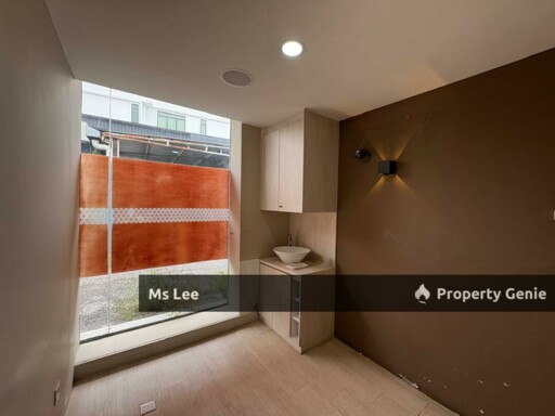 Commercial Bungalow @ Jalan Maarof, Bangsar-Ready Now