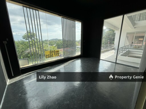 1st Floor Shop Offices, Glass Wall & door, Suria Inanam