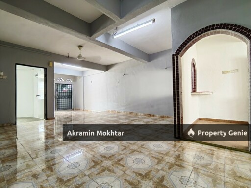Freehold & Fully Renovated | Double Storey Taman Banting Baru, Banting