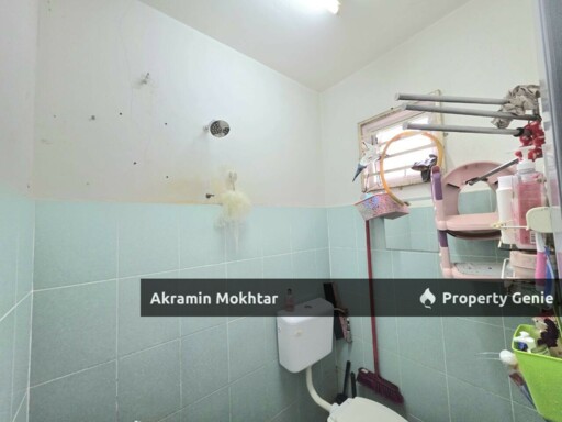 Fully Renovated & " Bebas Banjir" | 'Teres 2 Tingkat Seksyen 18, Shah Alam