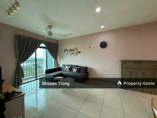 Bukit Indah Sky Breeze Apartment 3 Bedroom Unit for Sale!