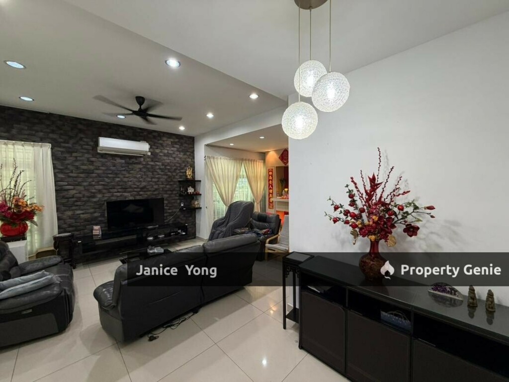 Taman Kempas Utama Cluster House