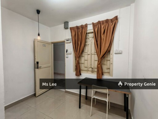 Room 106 RM 650 @ 2 Storey Shop Hotel,Chow Kit -near LRT/HKL/IJN -Ready Now
