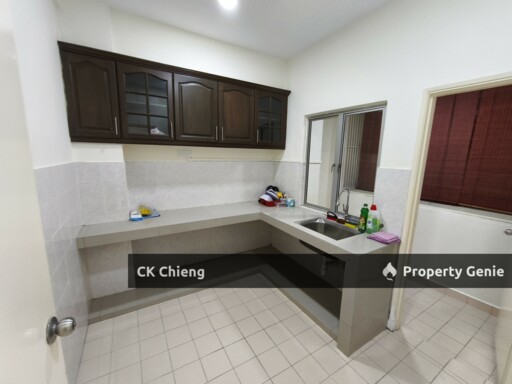 Ridzuan Codo Rent, 3 Rooms Partly Furnished, Bandar Sunway PJS10