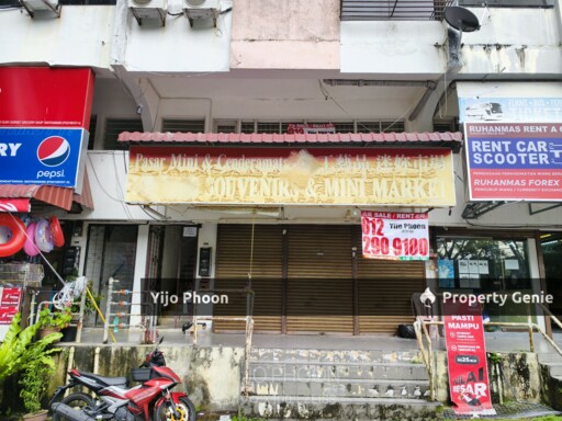 Batu Ferringhi Shoplot High Foot Traffic Tourist Area Freehold Opposite Parkroyal Hotel