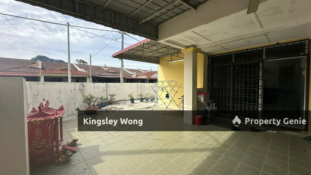 Taman Perpaduan(Link Ipoh Sunway City) Single Storey Big Corner House Fully Renovated with huge land 4130 sqft