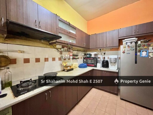 Double Storey Terrace, Jalan Suakasih, Bandar Tun Hussein Onn