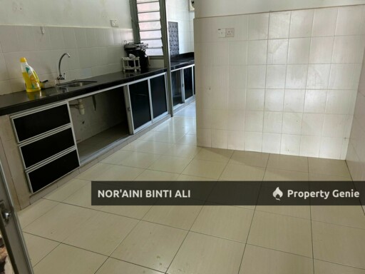 Teres Setingkat Azalea 1, Kotasas Kuantan