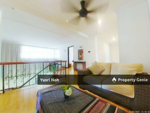 PARTIALLY FURNISHED - BUNGALOW DOUBLE STOREY BEVERLY ROW IOI RESORT CITY PUTRAJAYA