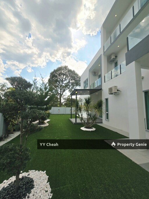 Tiger Lane 2.5 Storey Luxurios Semi-D, Designer Style Freehold, gated